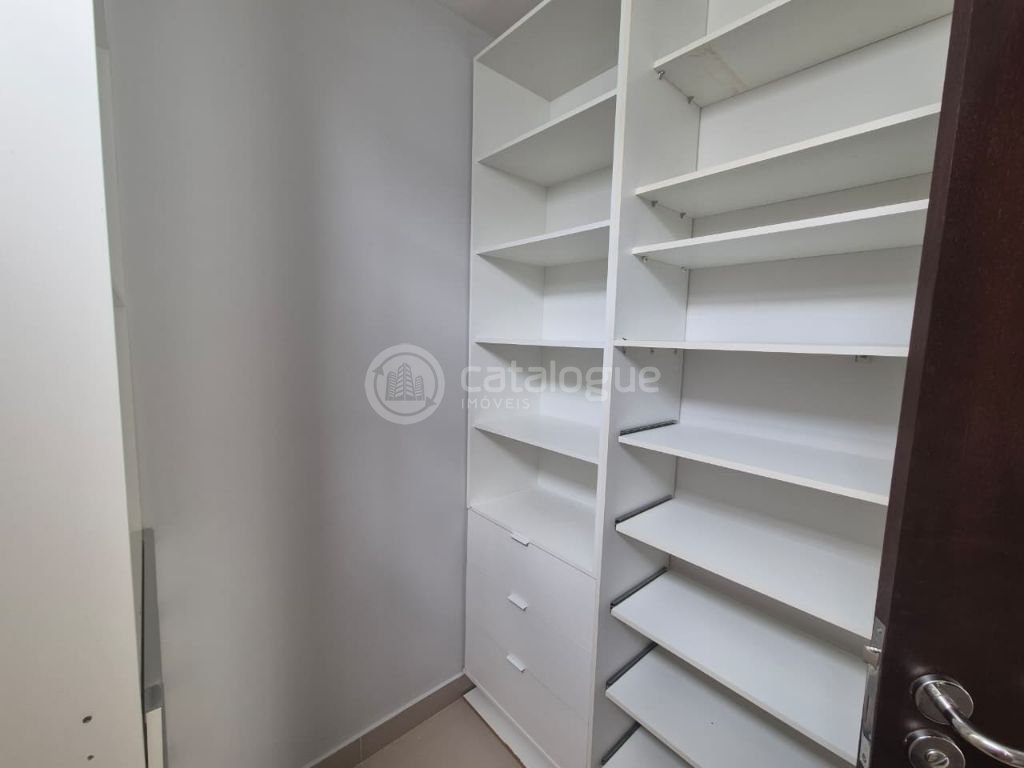 Alphaville - Luxuosa casa de 3 suítes à venda e locação no Condomínio do Pium, em Parnamirim