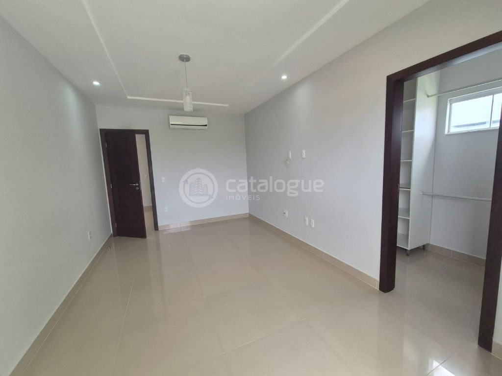 Alphaville - Luxuosa casa de 3 suítes à venda e locação no Condomínio do Pium, em Parnamirim