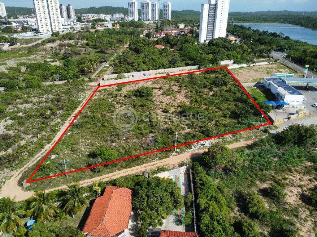 Terreno à venda em Ponta Negra