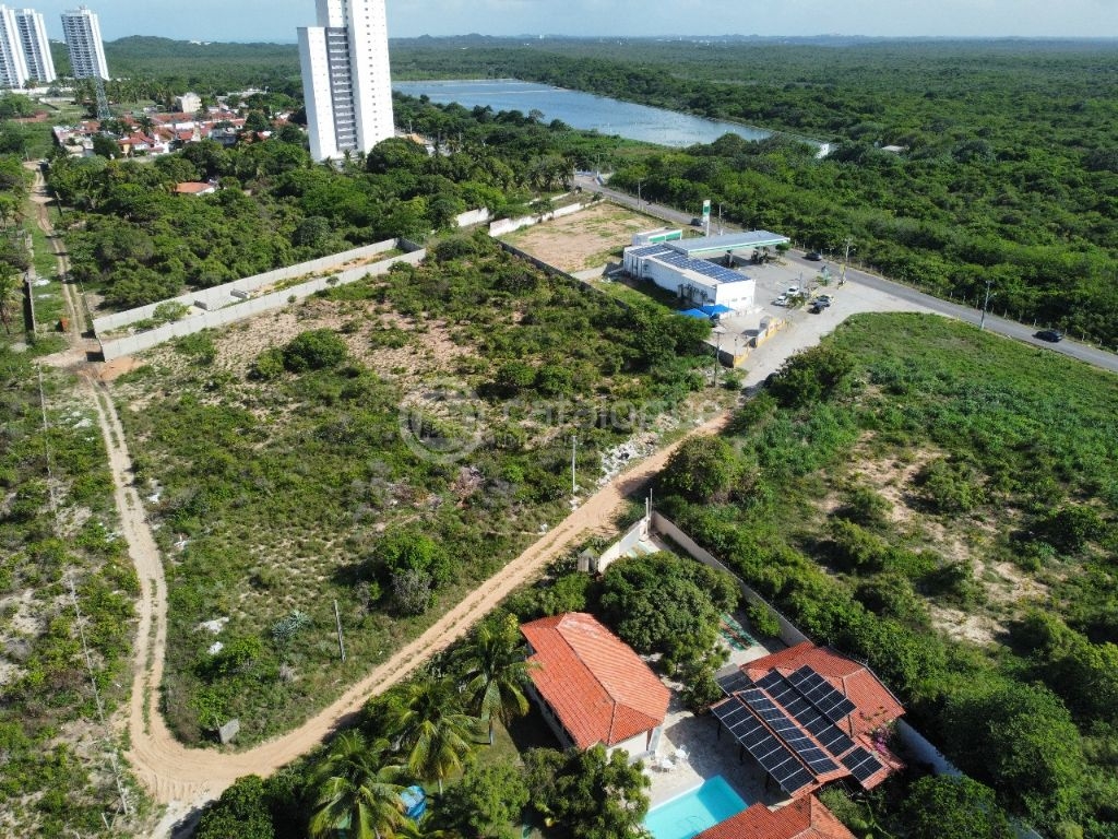 Terreno à venda em Ponta Negra