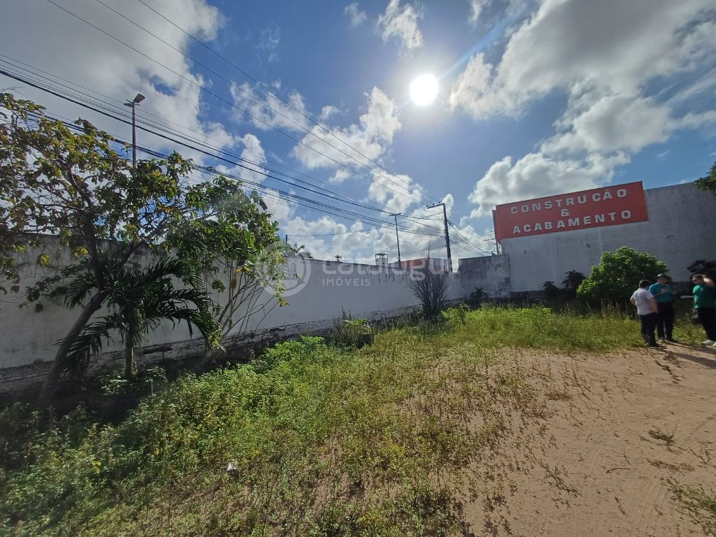 Área comercial na tomaz landim