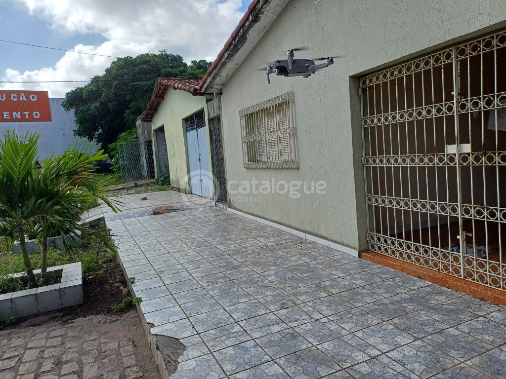 Área comercial na tomaz landim