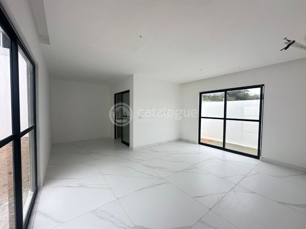Casa duplex - lado da sombra - yby natureza
