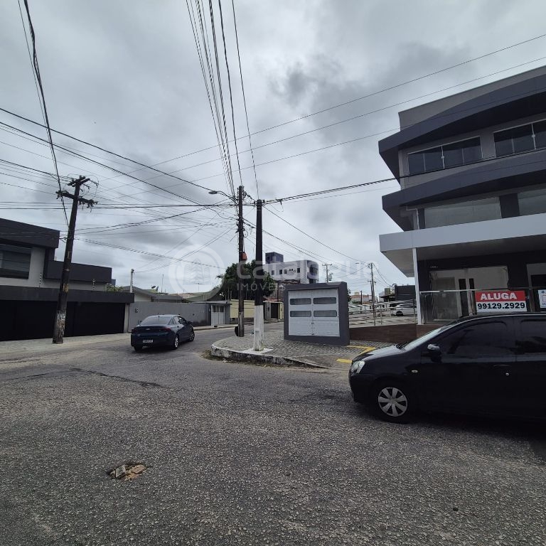 Alugo 9 salas comerciaide 24 e 18 m2 com banheiro e espaço pra cozinha