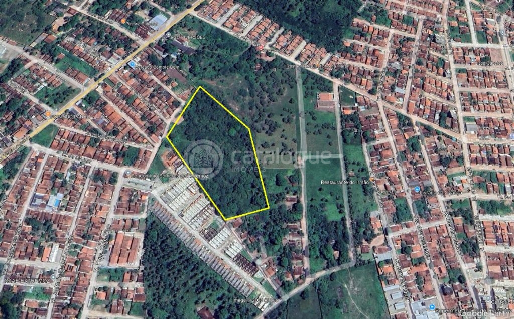 Excelente oportunidade: área à venda no centro de extremoz
