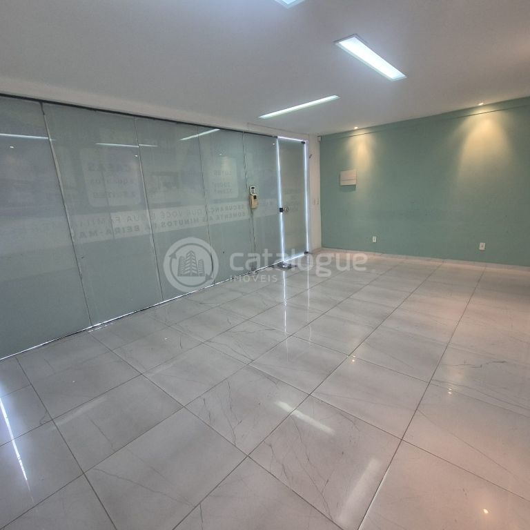 Aluguel 2.500,00 - aluga sala comercial duplex, cozinha, ban