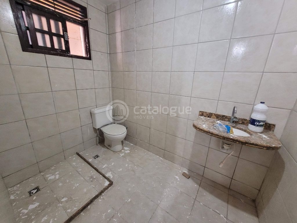 Amplo Ponto Comercial + Casa + Terreno à venda em Nova Parnamirim, Parnamirim, Tb Podendo alugar separadamente( Ponto e casa)