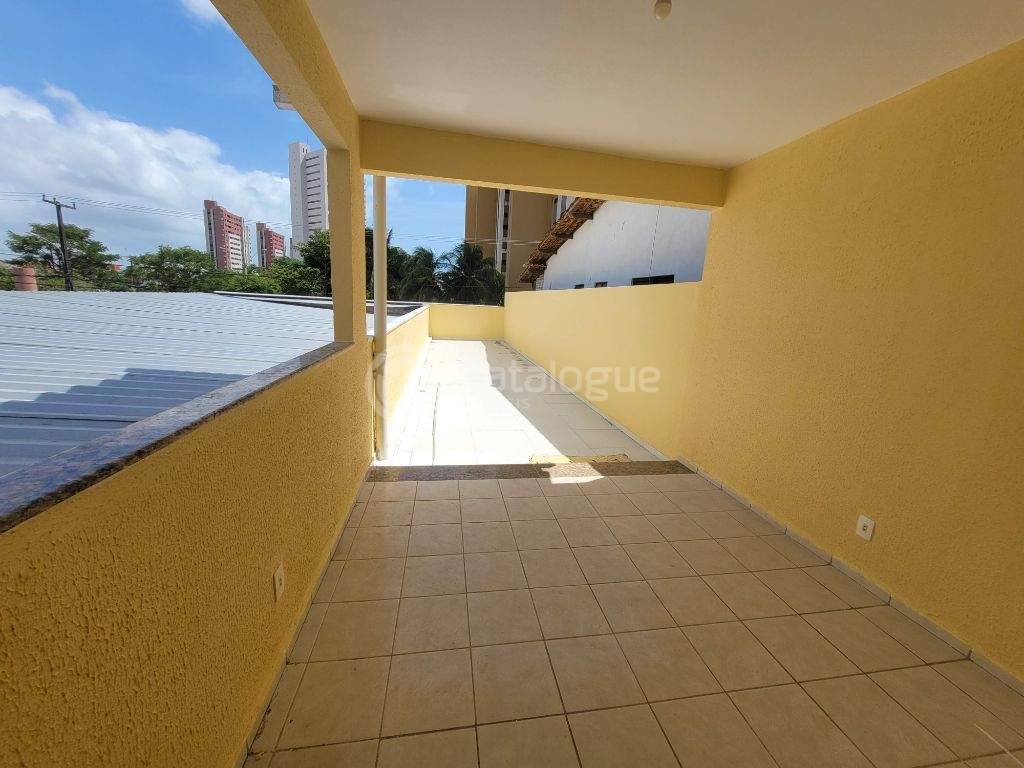 Amplo Ponto Comercial + Casa + Terreno à venda em Nova Parnamirim, Parnamirim, Tb Podendo alugar separadamente( Ponto e casa)