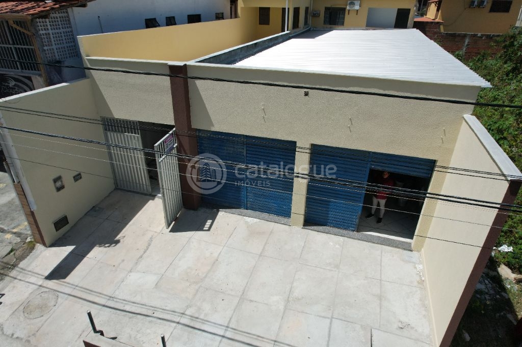 Amplo ponto comercial casa terreno à venda em nova parnamiri