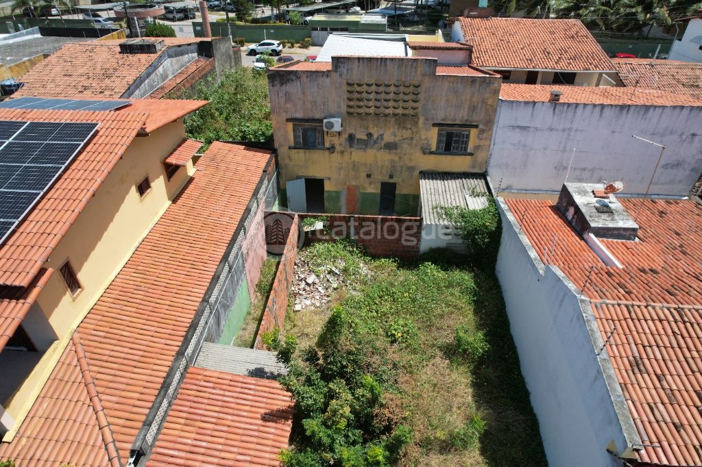 Amplo ponto comercial casa terreno à venda em nova parnamiri