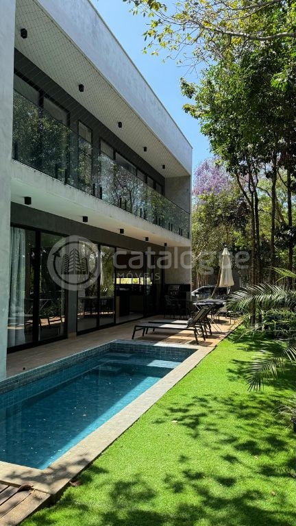 Casa no condomínio max life - pipa - porteira fechada