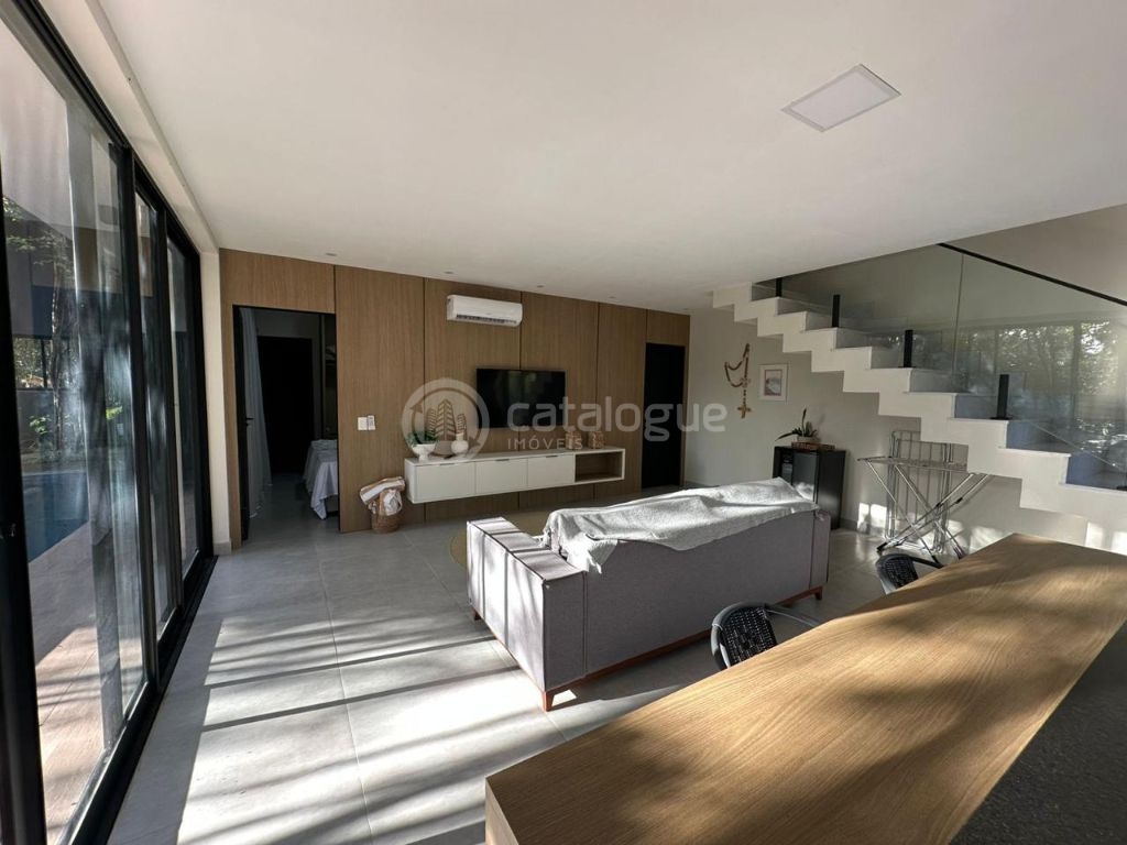 Casa no condomínio max life - pipa - porteira fechada