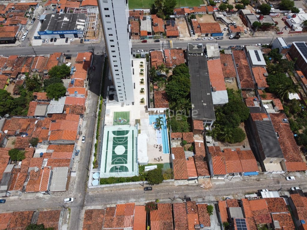 Terreno à venda no Dix-Sept Rosado, Natal. - 1.120m²