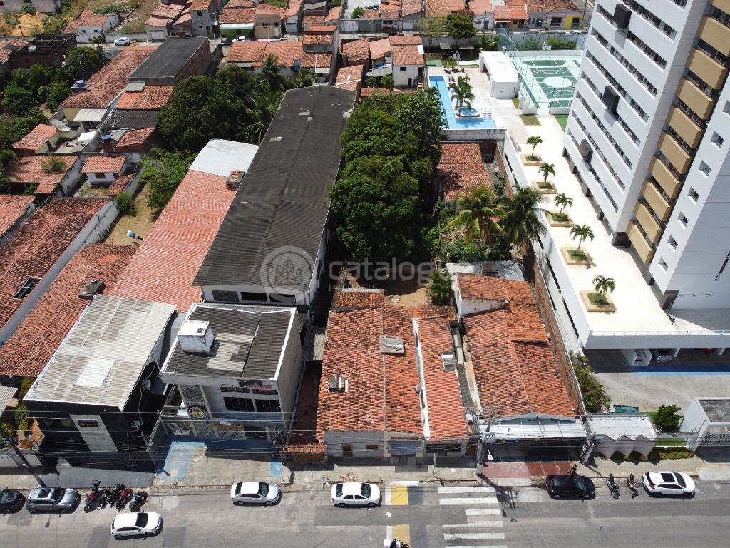 Terreno à venda no Dix-Sept Rosado, Natal. - 1.120m²