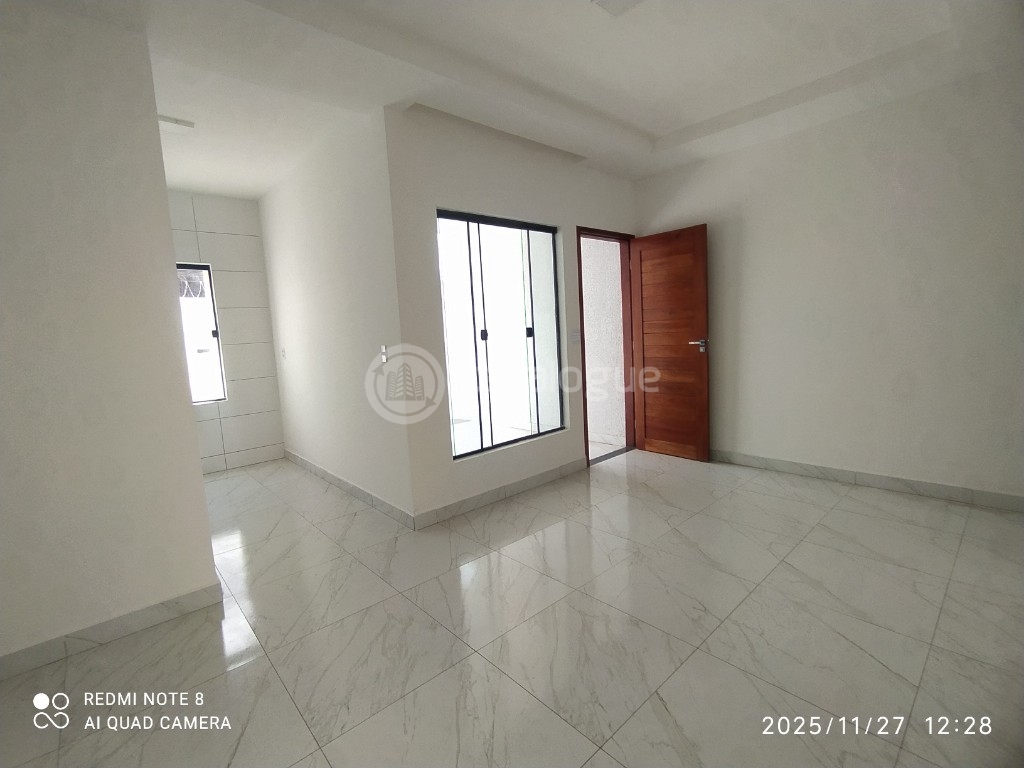 Belíssimas casas em nova esperança parnamirim