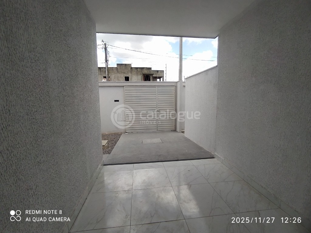 Belíssimas casas em nova esperança parnamirim