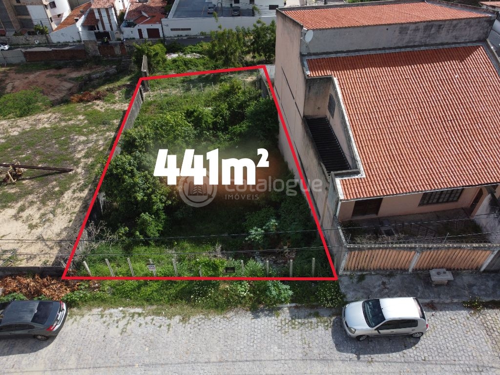 Terreno a venda em Ponta negra com 441 metros - bem localizado