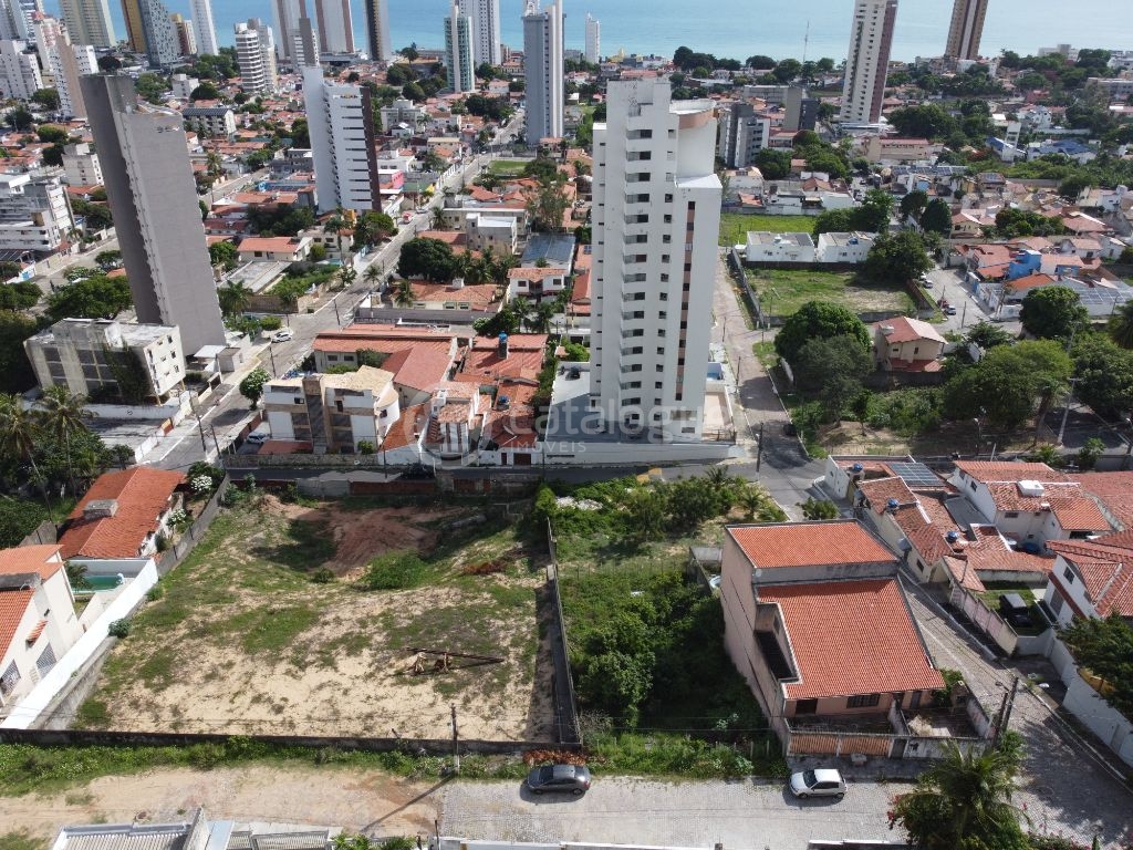 Terreno a venda em Ponta negra com 441 metros - bem localizado