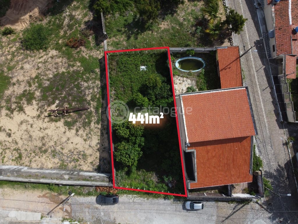 Terreno a venda em Ponta negra com 441 metros - bem localizado