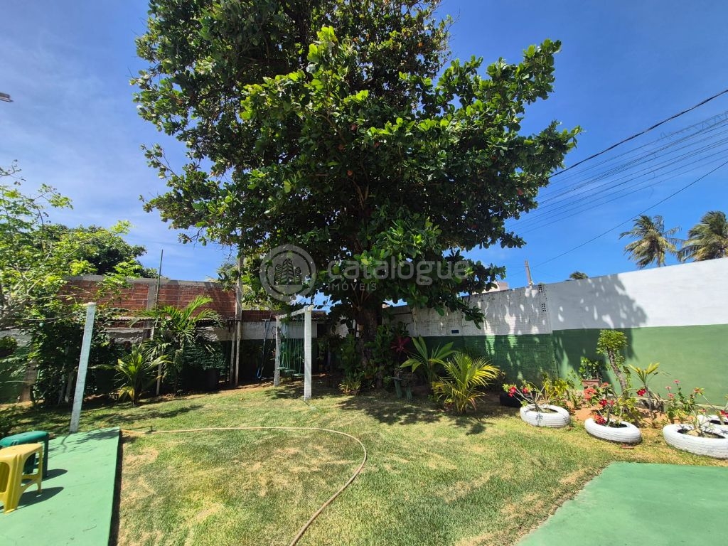 Casa com 4 Dormitórios e 2 Suítes na Praia de Muriú