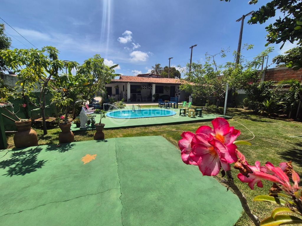 Casa com 4 dormitórios e 2 suítes na praia de muriú