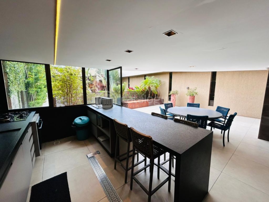 Apartamento a venda no Pablo Neruda - andar alto - Tirol