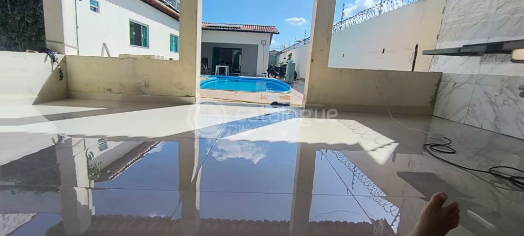 Casa nova com piscina, energia solar e área gourmet – parnam