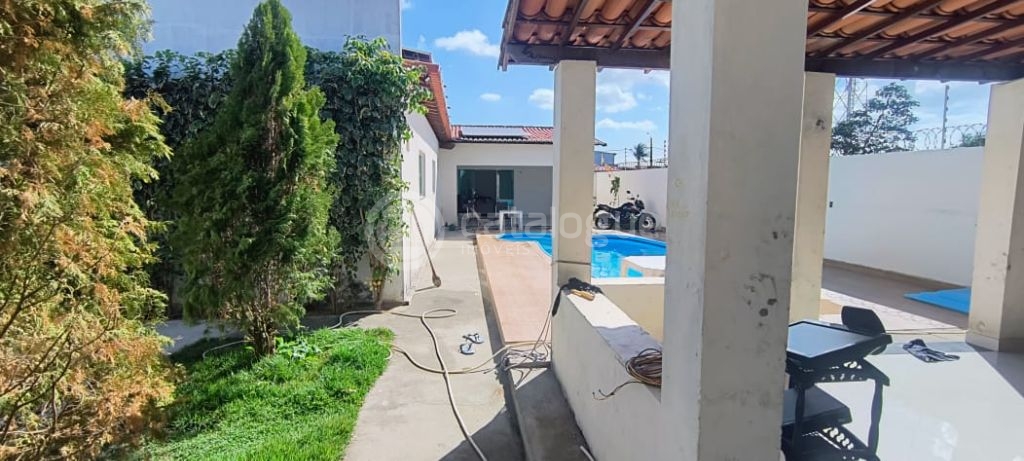 Casa nova com piscina, energia solar e área gourmet – parnam
