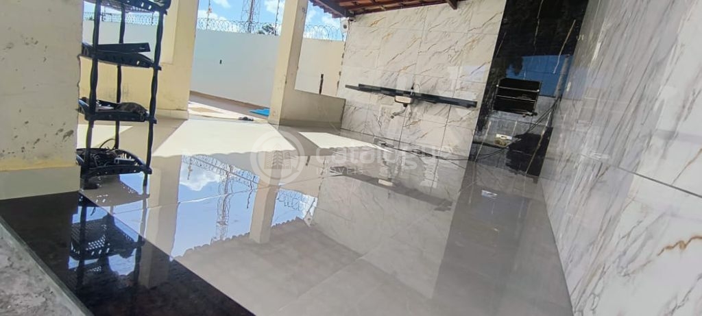 Casa nova com piscina, energia solar e área gourmet – parnam