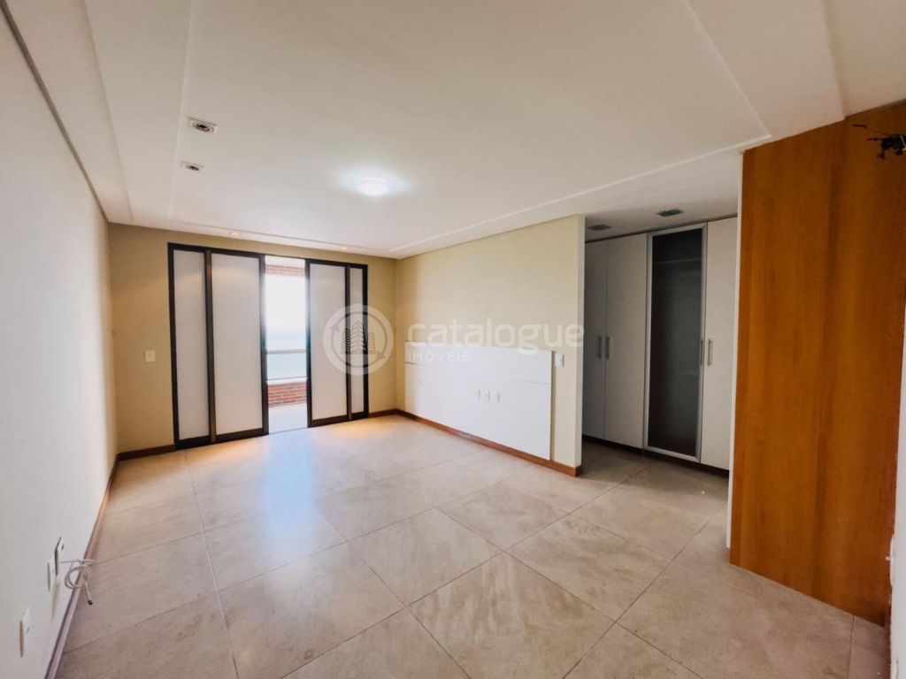 Apartamento Luxuoso com 5 Dormitórios em Areia Preta
