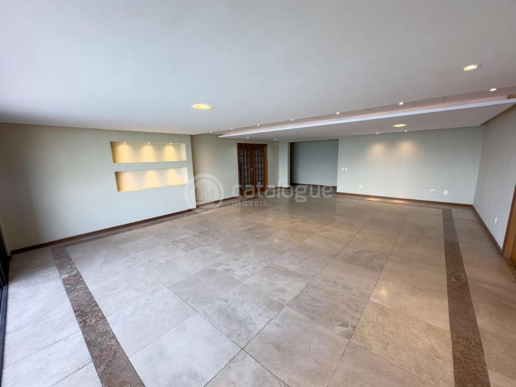Apartamento luxuoso com 5 dormitórios em areia preta