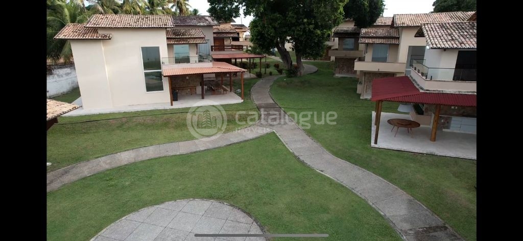 Casa em Condomínio na Lagoa do Bonfim - 4 Dormitórios