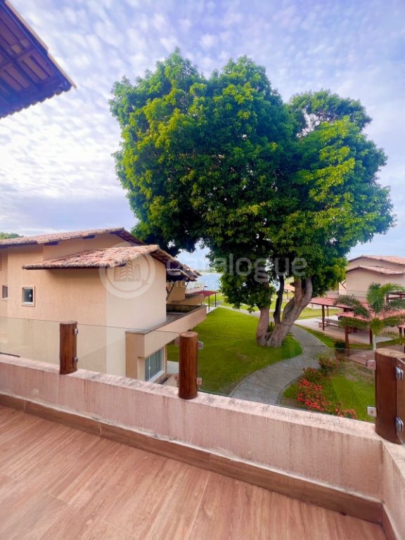 Casa em Condomínio na Lagoa do Bonfim - 4 Dormitórios