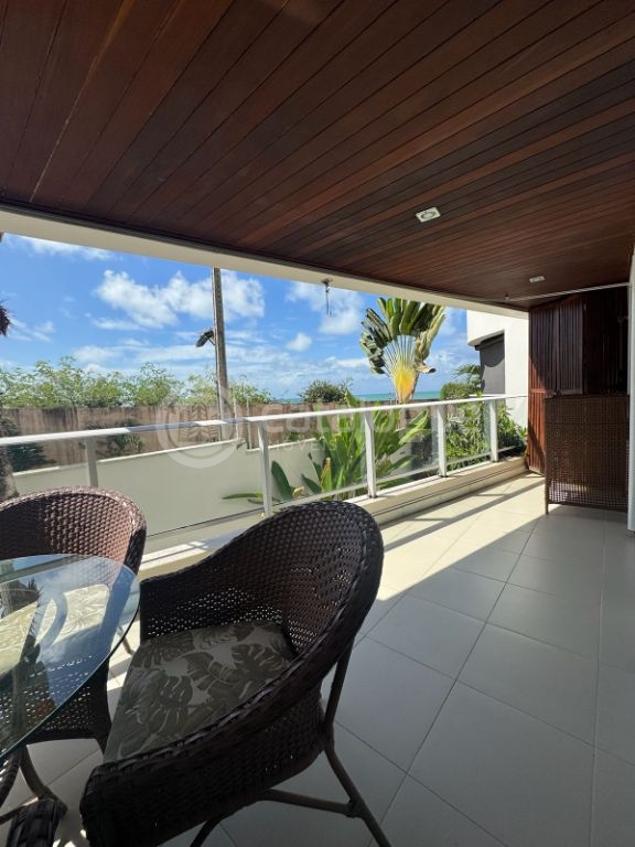 Apartamento mobiliado na beira mar em cotovelo