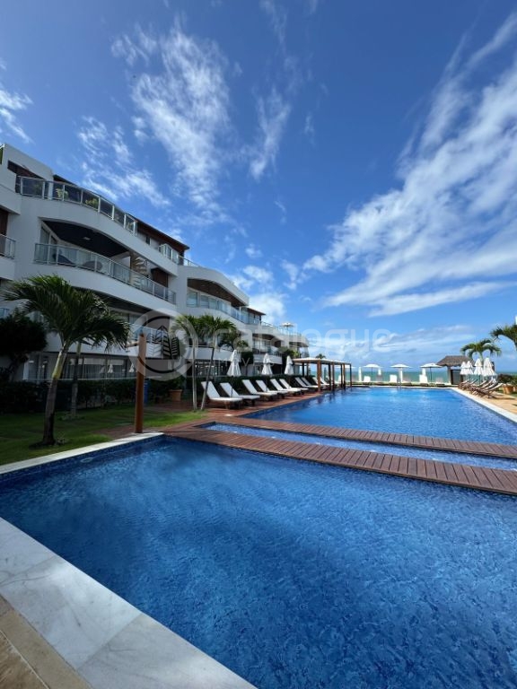 Apartamento mobiliado na beira mar em cotovelo