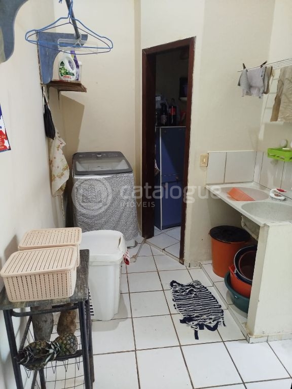 Terreno amplo co 2 casas em ponta negra