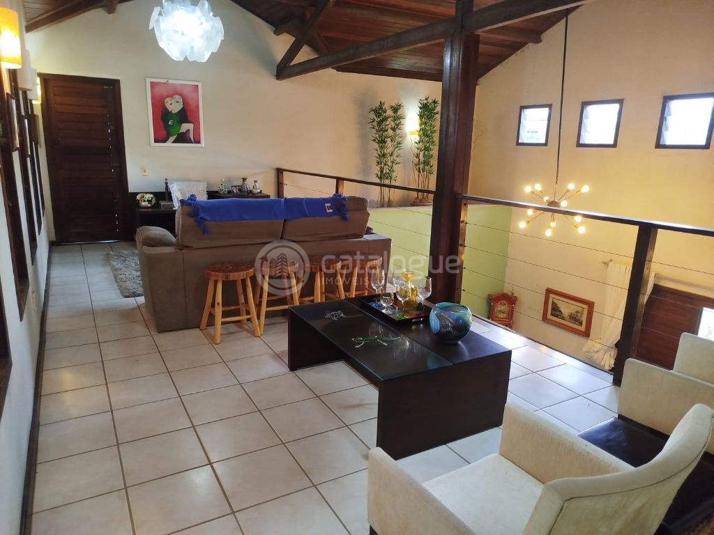 Terreno amplo co 2 casas em ponta negra