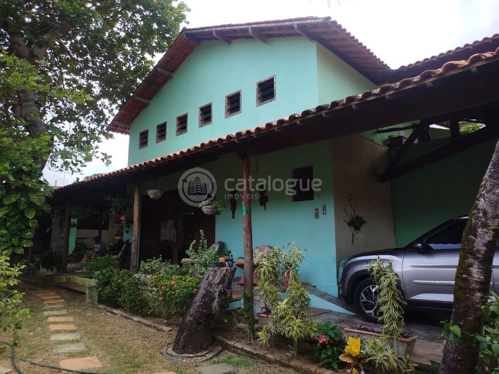 Terreno amplo co 2 casas em ponta negra