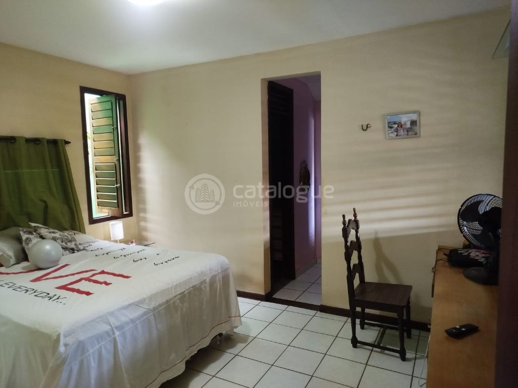 Terreno amplo co 2 casas em ponta negra