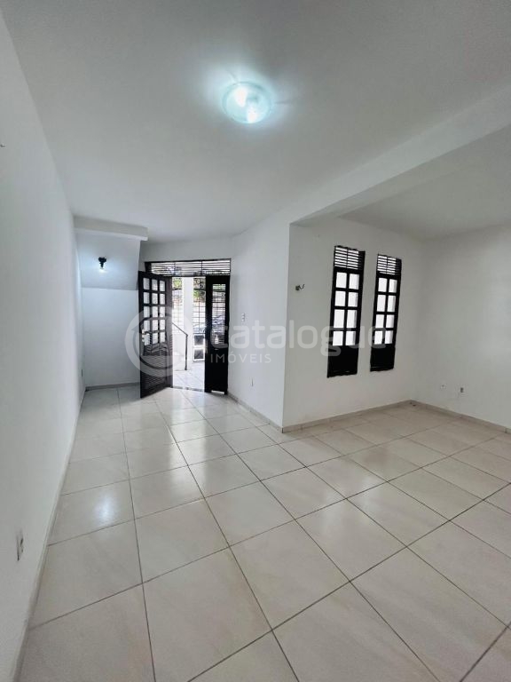 Excelente casa em lagoa nova – localização estratégica e amp