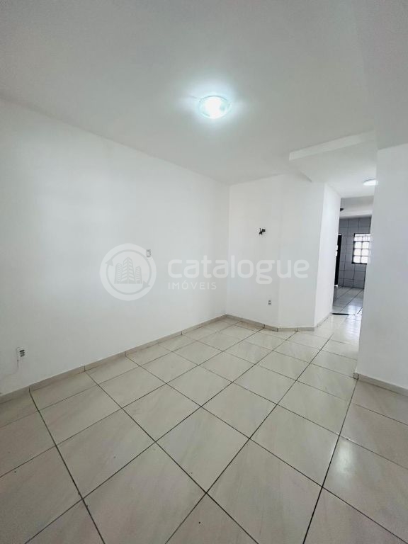 Excelente casa em lagoa nova – localização estratégica e amp