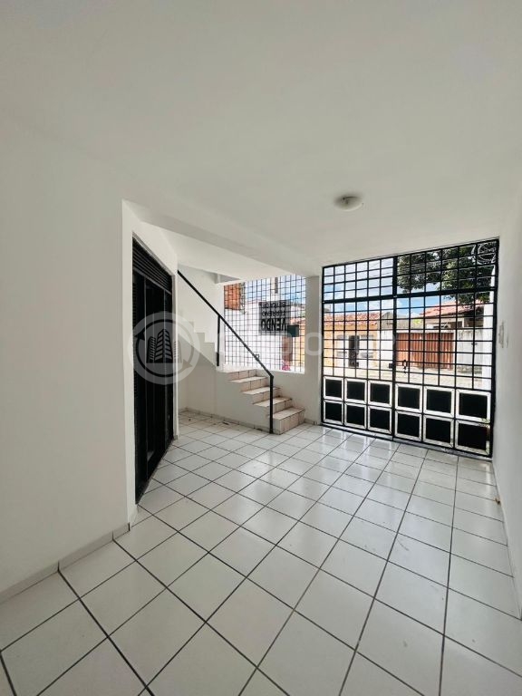 Excelente casa em lagoa nova – localização estratégica e amp