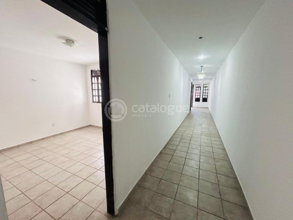Excelente Casa em Lagoa Nova Localização Estratégica e Amplo Espaço!