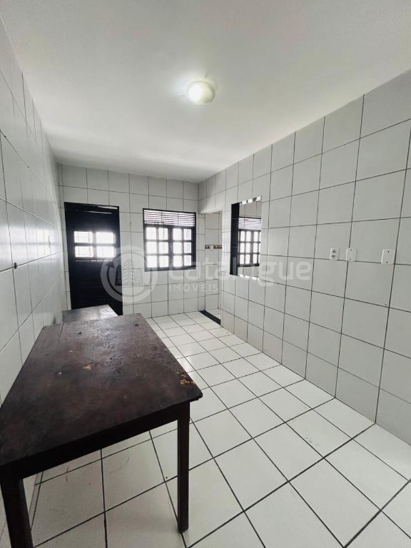 Excelente Casa em Lagoa Nova Localização Estratégica e Amplo Espaço!