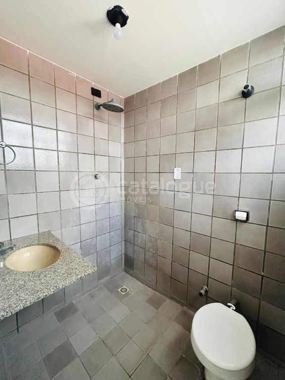 Excelente Casa em Lagoa Nova Localização Estratégica e Amplo Espaço!