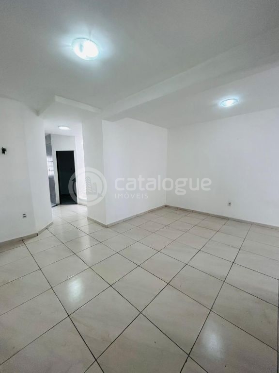 Excelente casa em lagoa nova – localização estratégica e amp