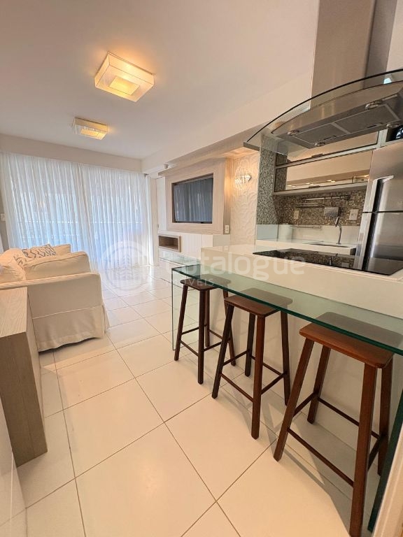 Apartamento pé na areia 100% mobiliado em cotovelo