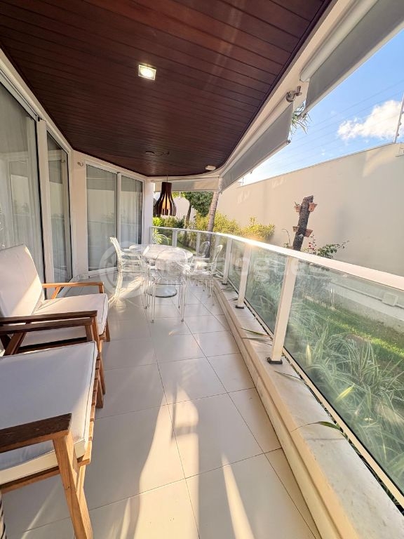 Apartamento pé na areia 100% mobiliado em cotovelo