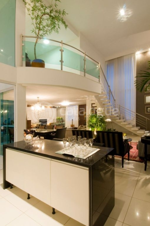 Linda casa no cond. Padre monte com 5 suites
