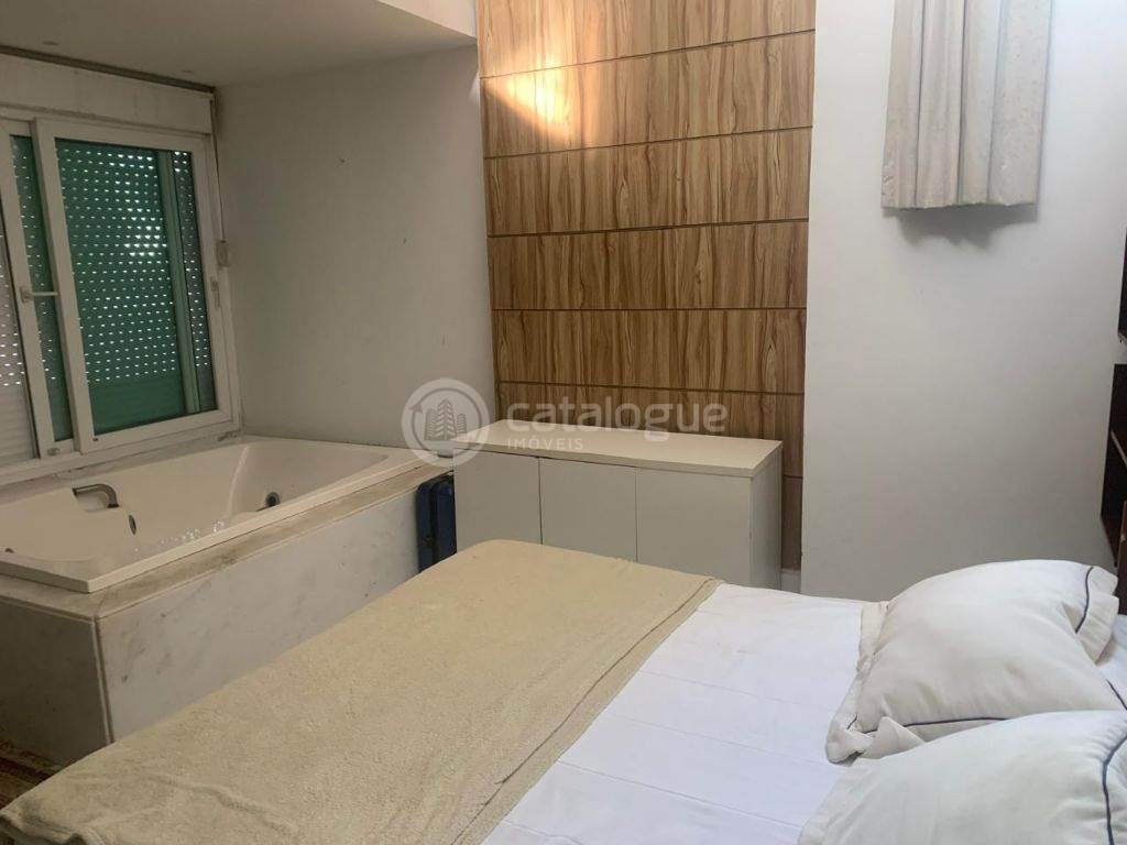 Linda casa no cond. Padre monte com 5 suites